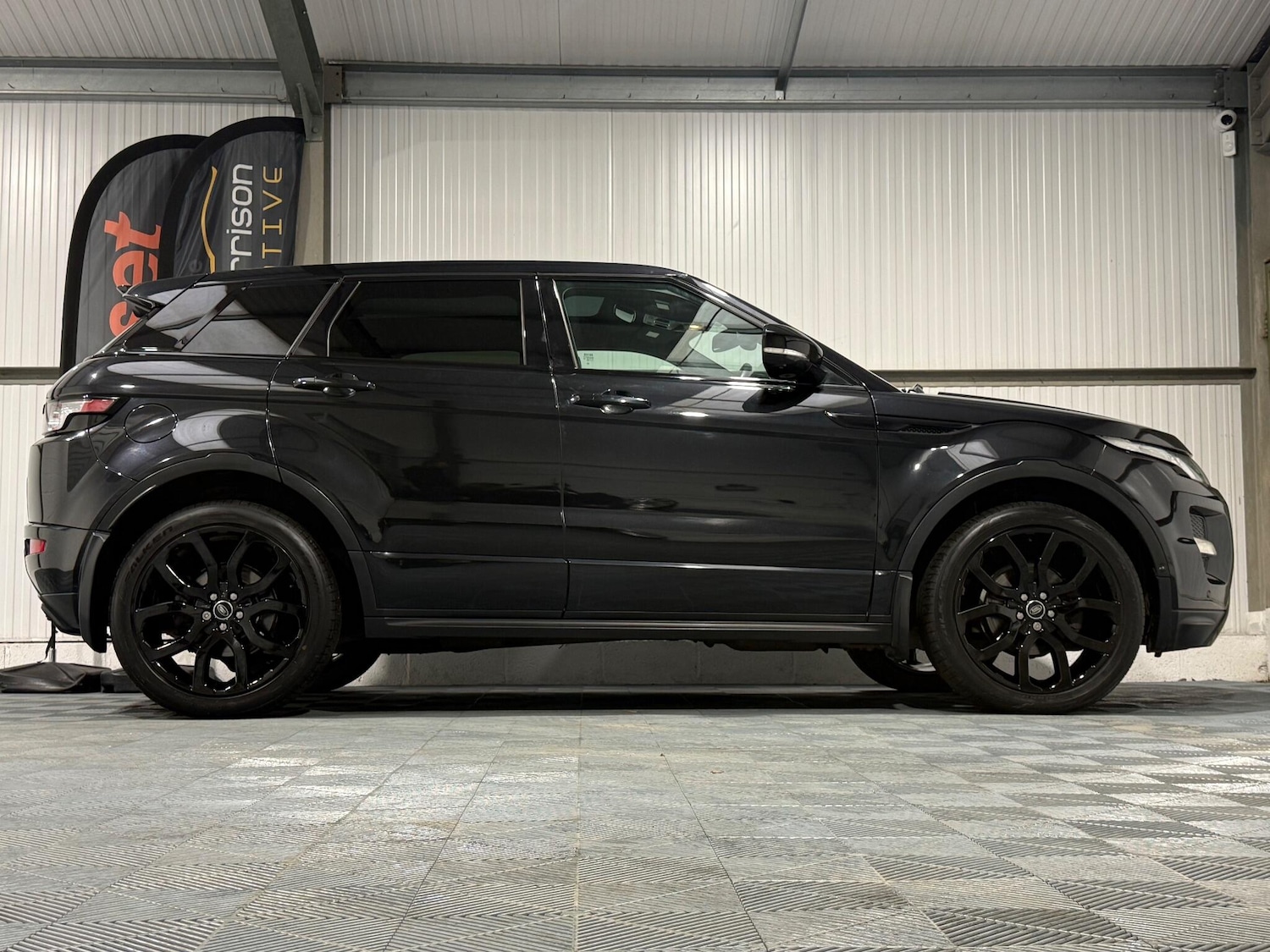 Used Land Rover Range Rover Evoque 2011 for sale - 77230256: Photo 24