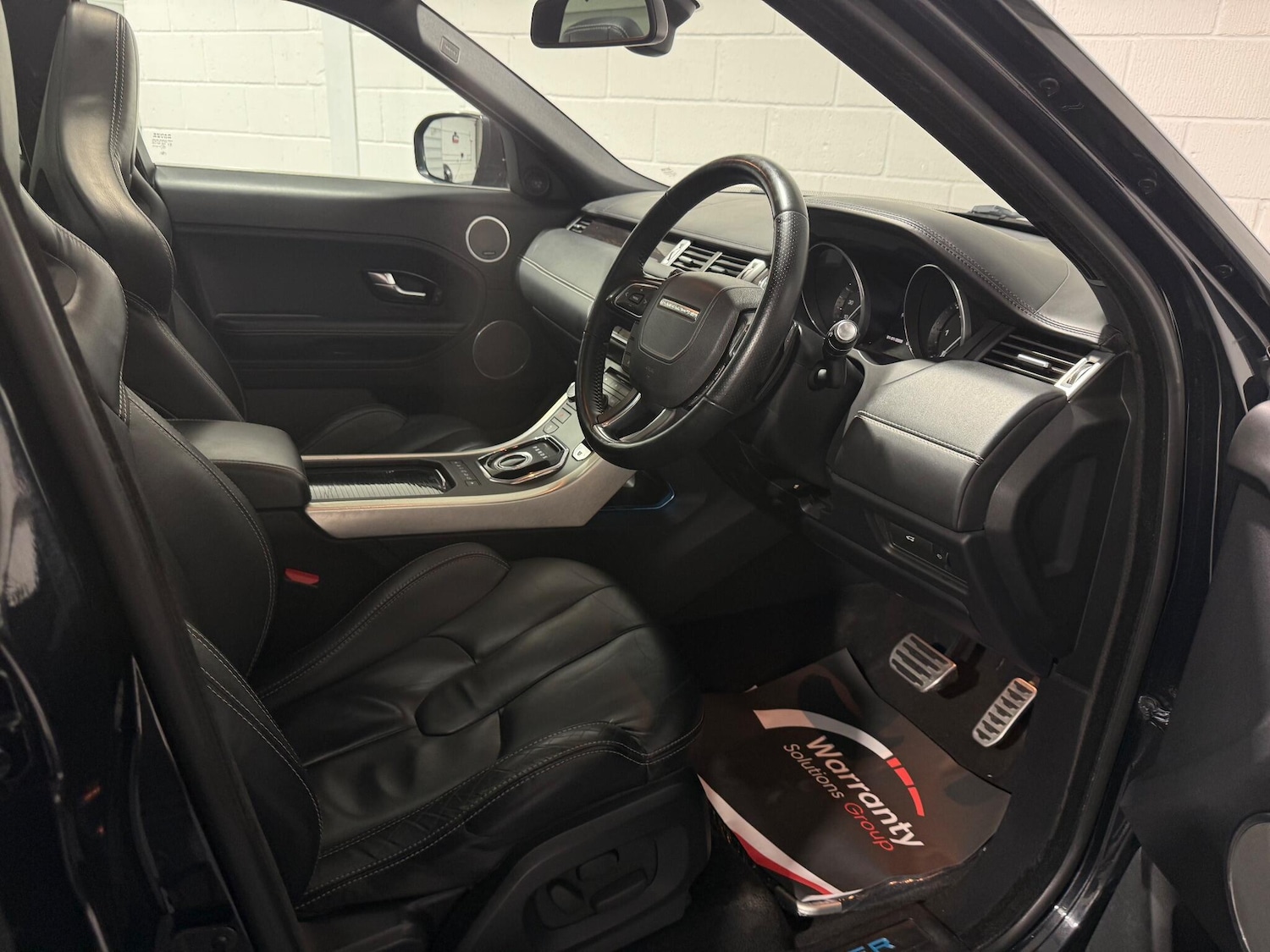 Used Land Rover Range Rover Evoque 2011 for sale - 77230256: Photo 36