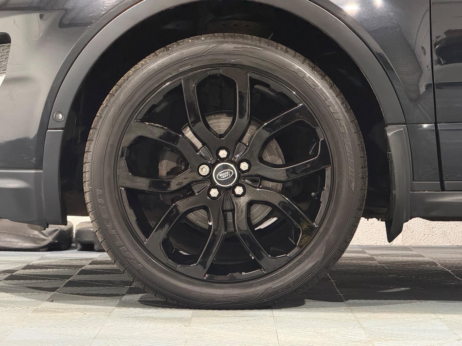 Used Land Rover Range Rover Evoque 2011 for sale - 77230256: Photo 43