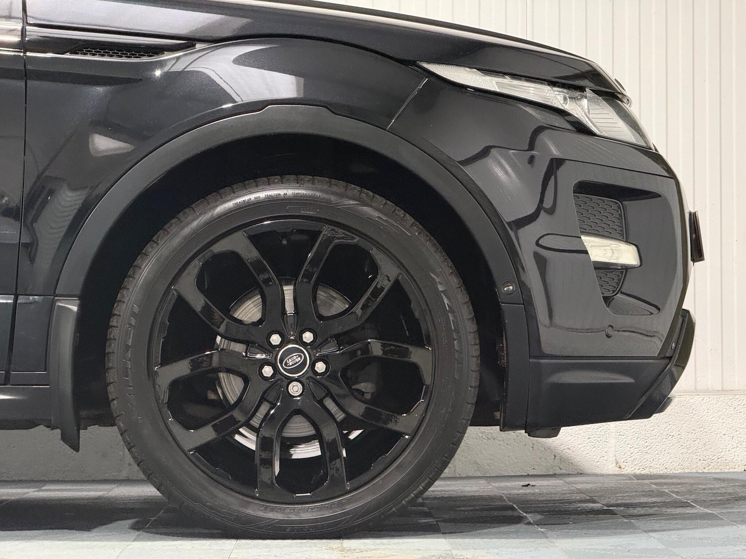 Used Land Rover Range Rover Evoque 2011 for sale - 77230256: Photo 45