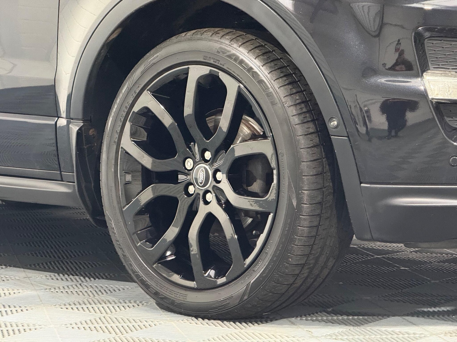 Used Land Rover Range Rover Evoque 2011 for sale - 77230256: Photo 47