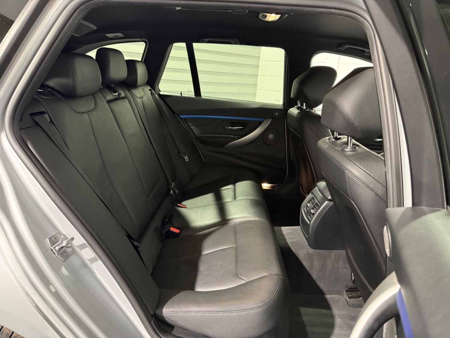 Used BMW 3 Series 2015 for sale - 76646285: Photo 40