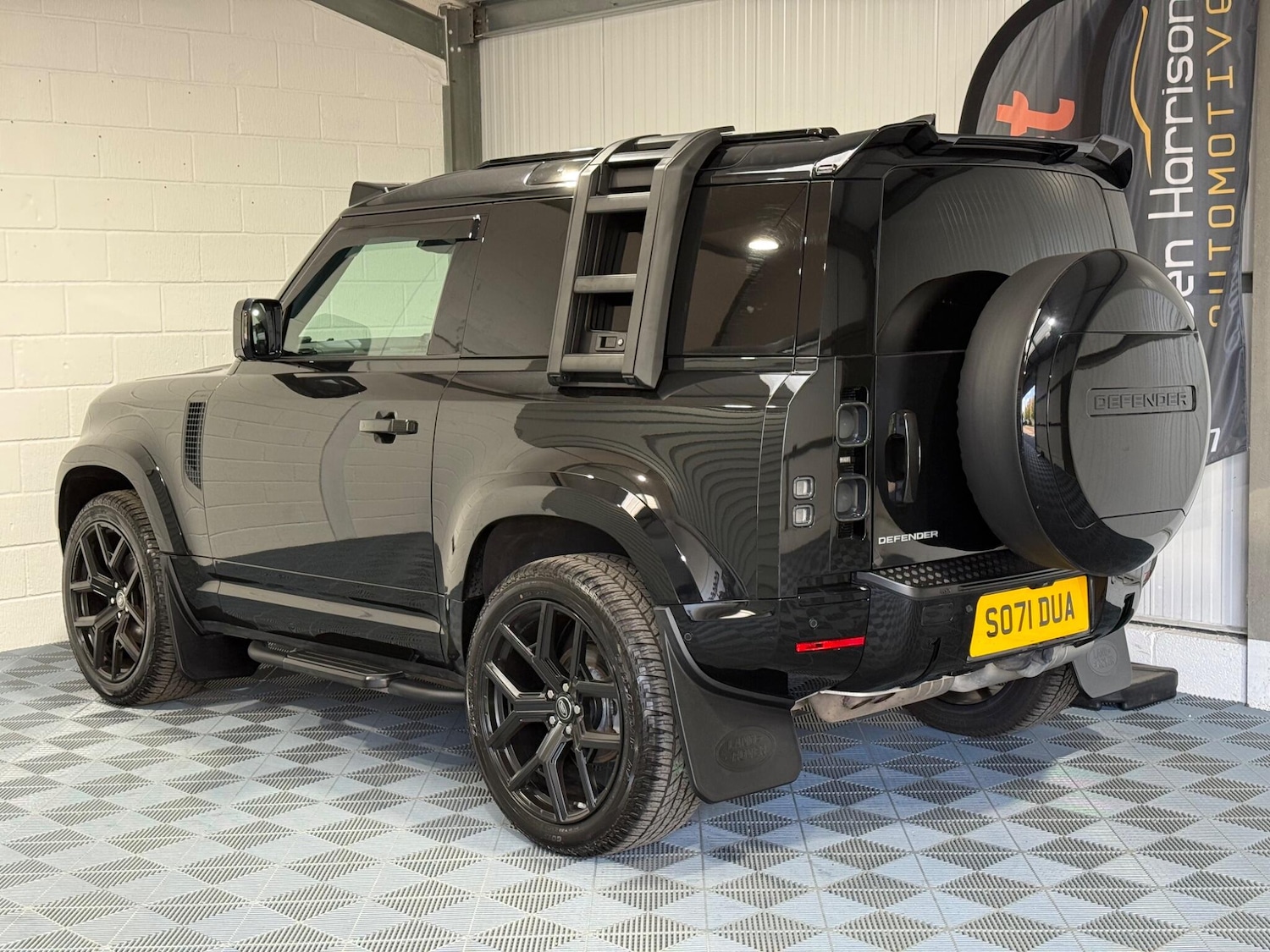 Used Land Rover Defender 90 2021 for sale - 76398461: Photo 13