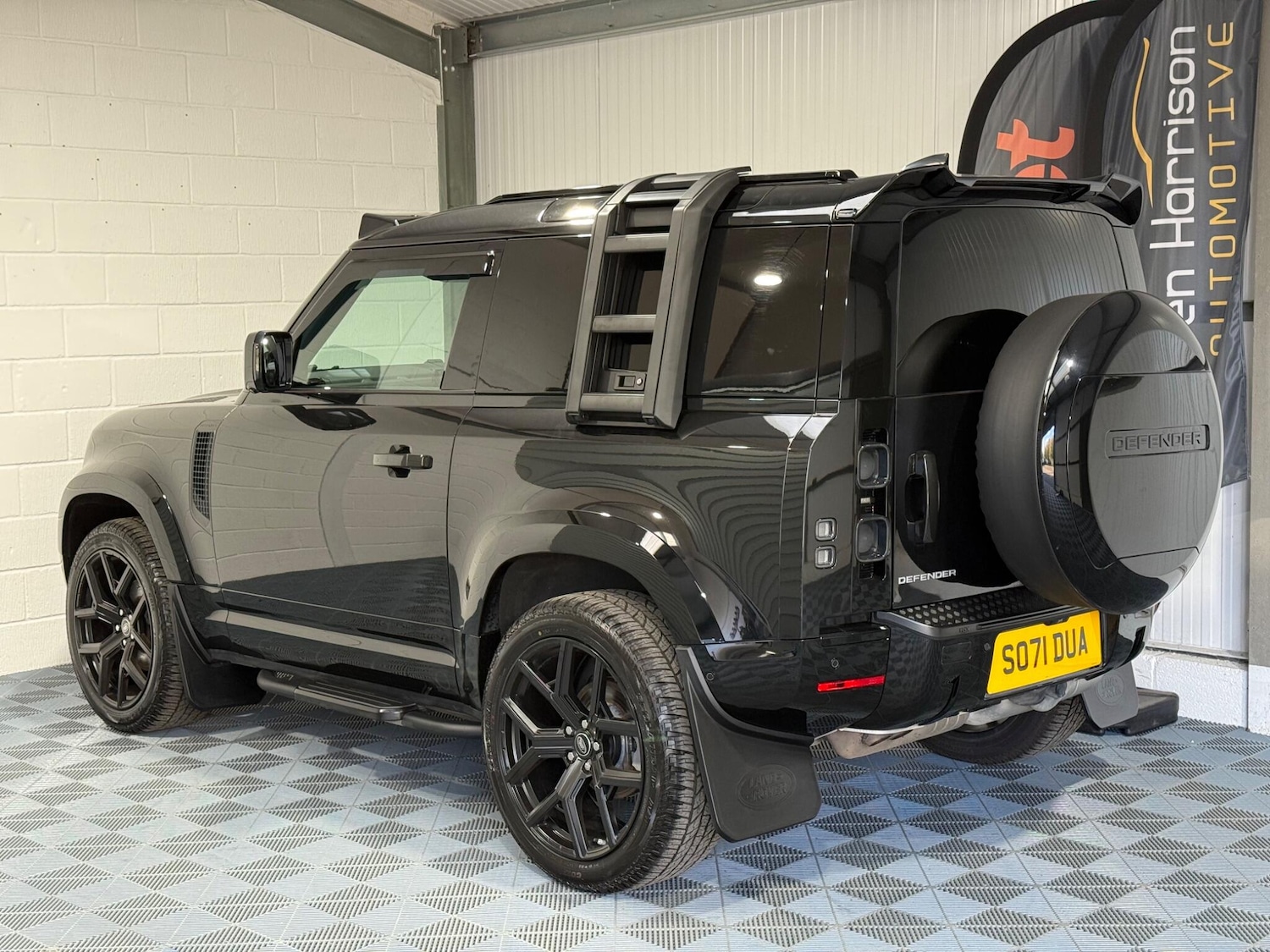 Used Land Rover Defender 90 2021 for sale - 76398461: Photo 14