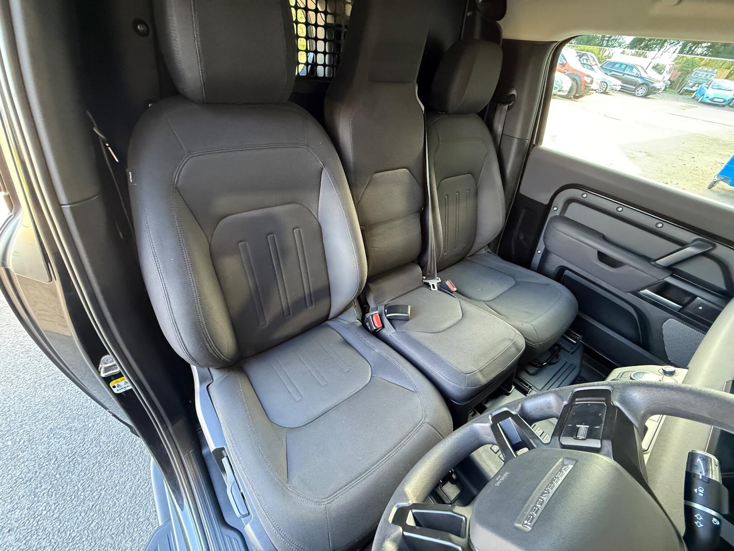 Used Land Rover Defender 90 2021 for sale - 76398461: Photo 23