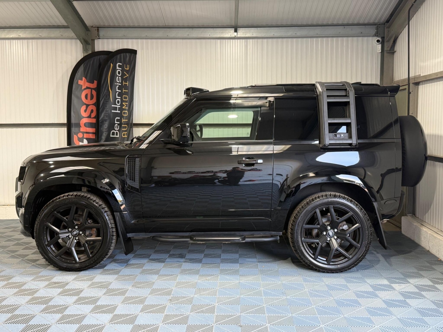 Used Land Rover Defender 90 2021 for sale - 76398461: Photo 5