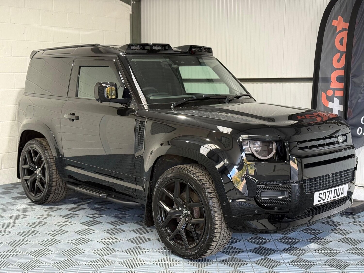 Used Land Rover Defender 90 2021 for sale - 76398461: Photo 6