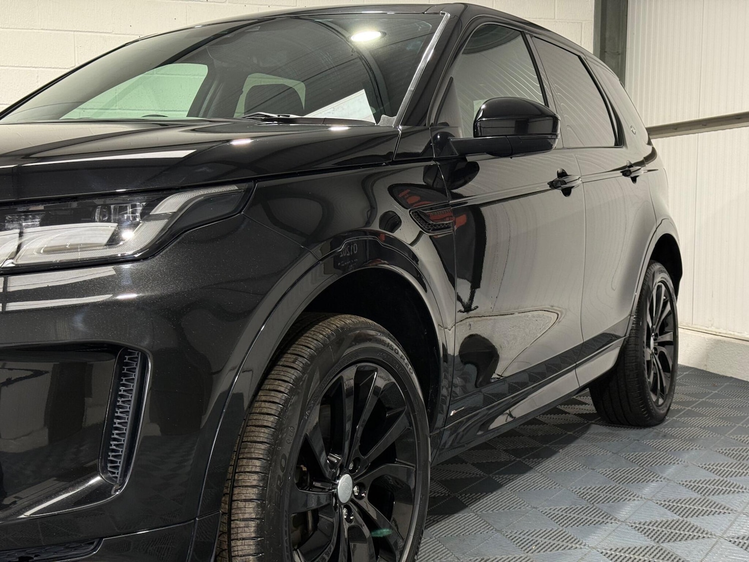 Used Land Rover Discovery Sport 2020 for sale - 76560949: Photo 17