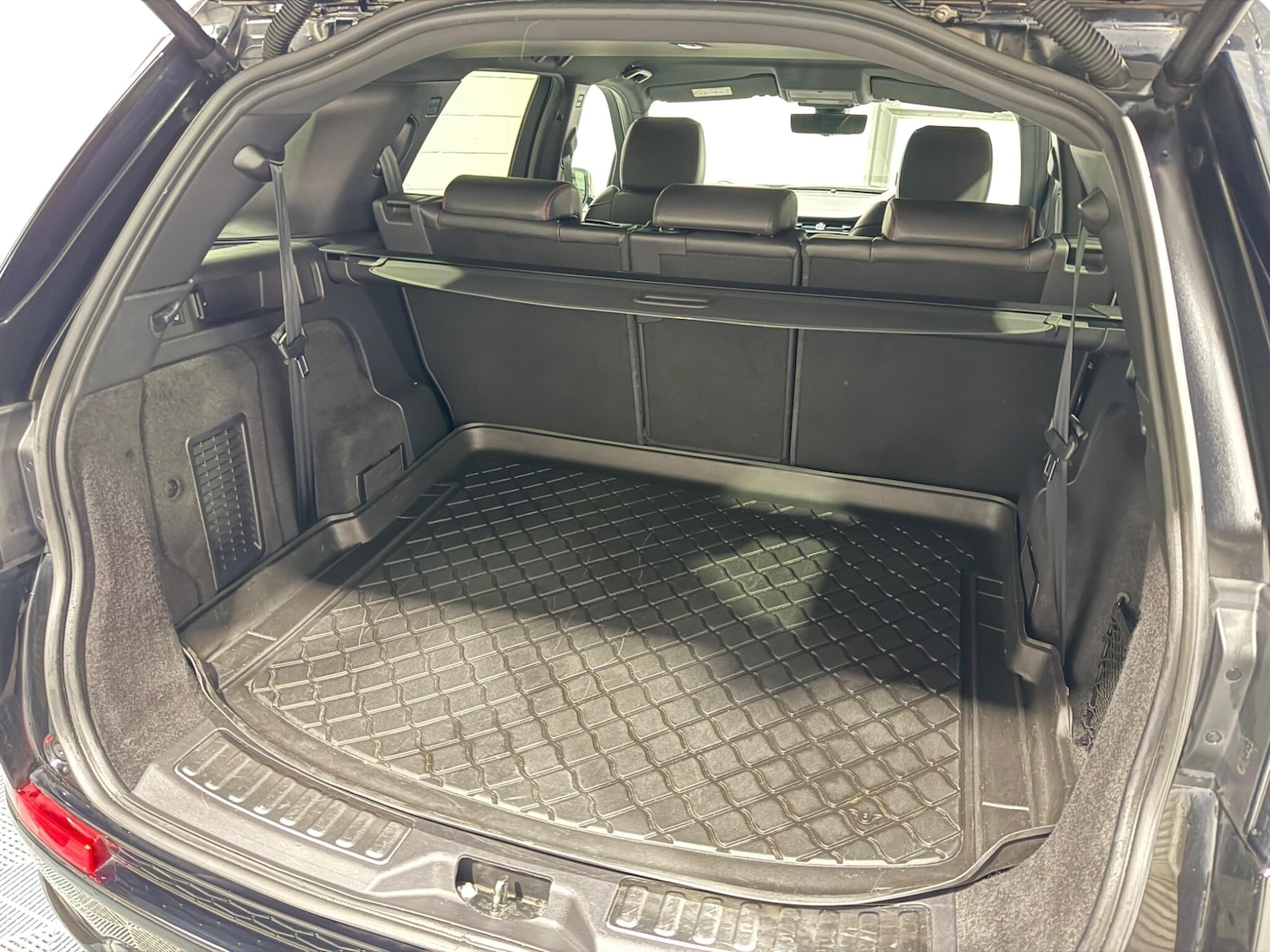 Used Land Rover Discovery Sport 2020 for sale - 76560949: Photo 54