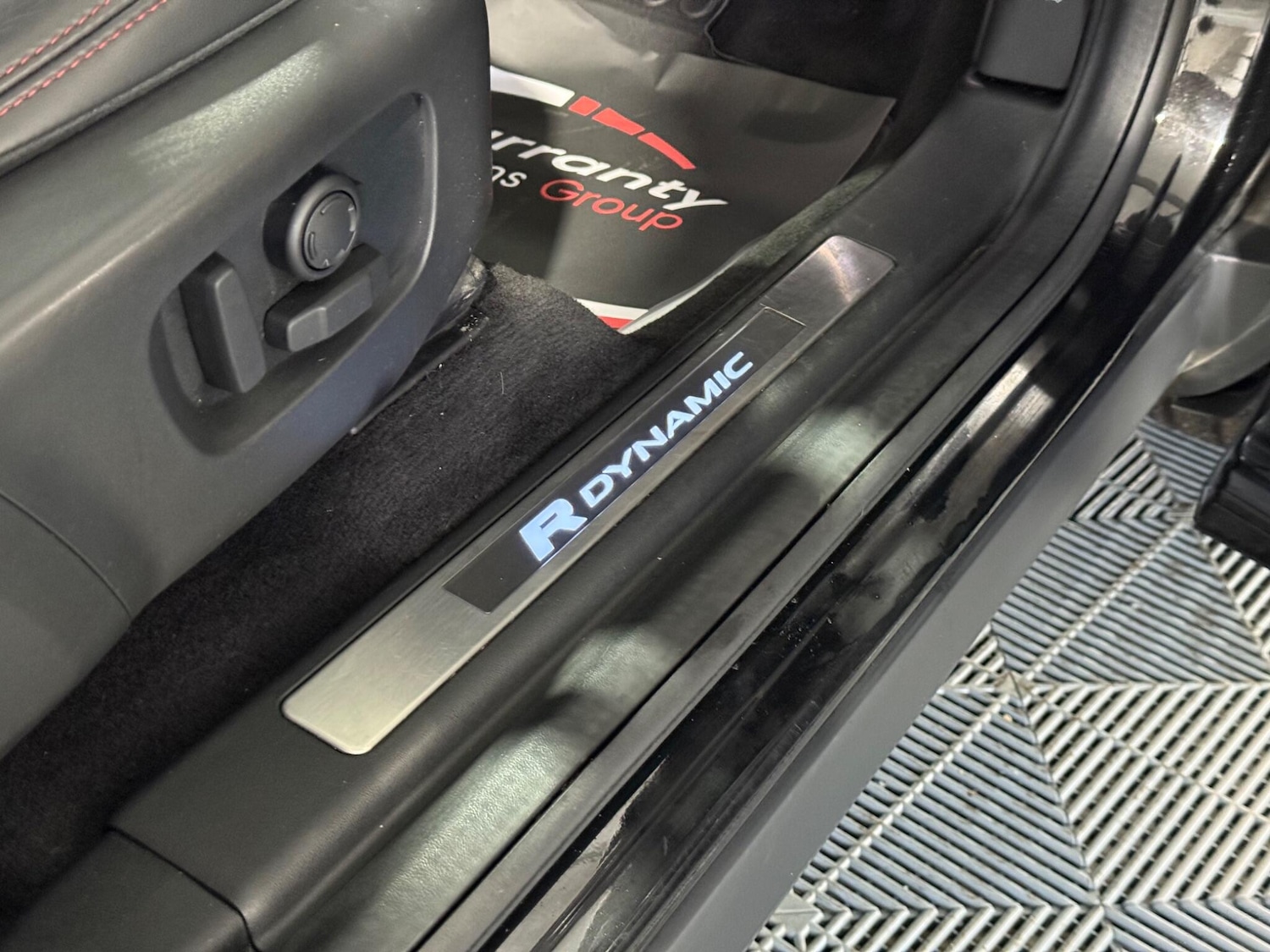 Used Land Rover Discovery Sport 2020 for sale - 76560949: Photo 81