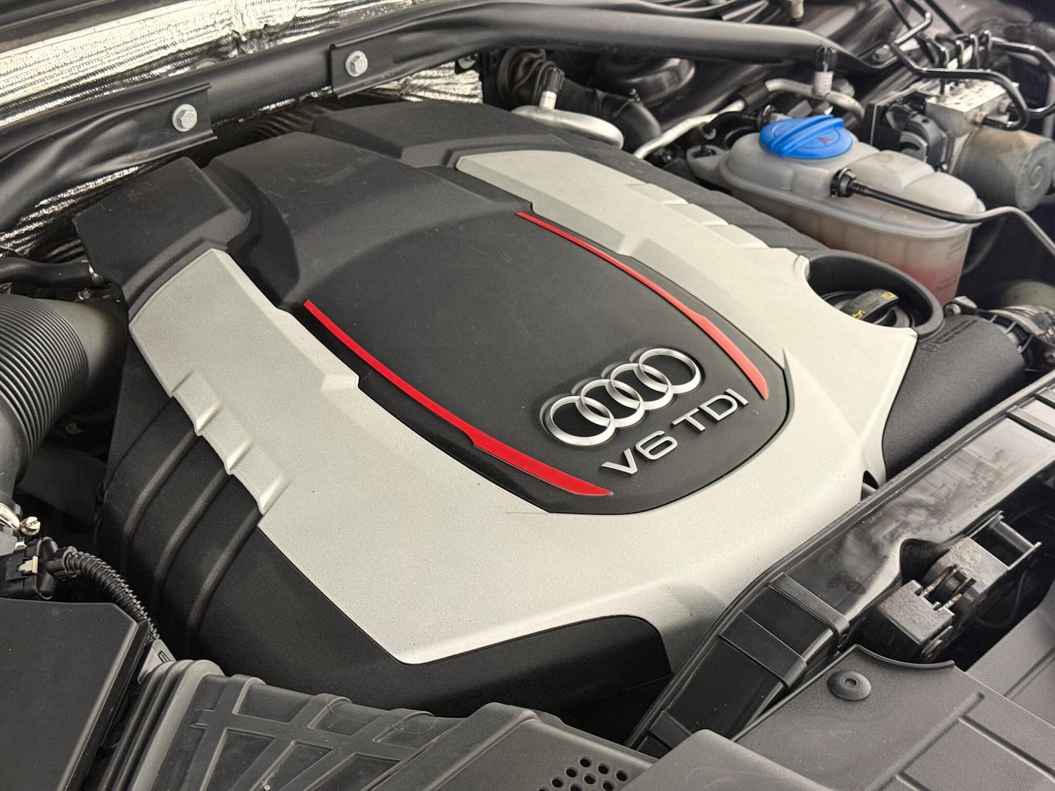 Used Audi Q5 2014 for sale - 77550367: Photo 74