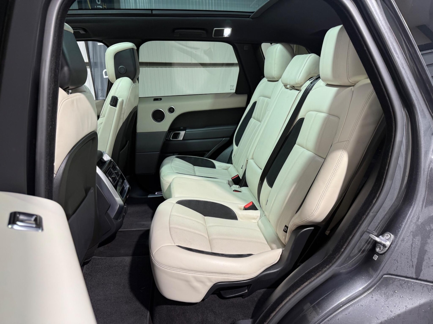 Used Land Rover Range Rover Sport for sale - 76715231: Photo 37