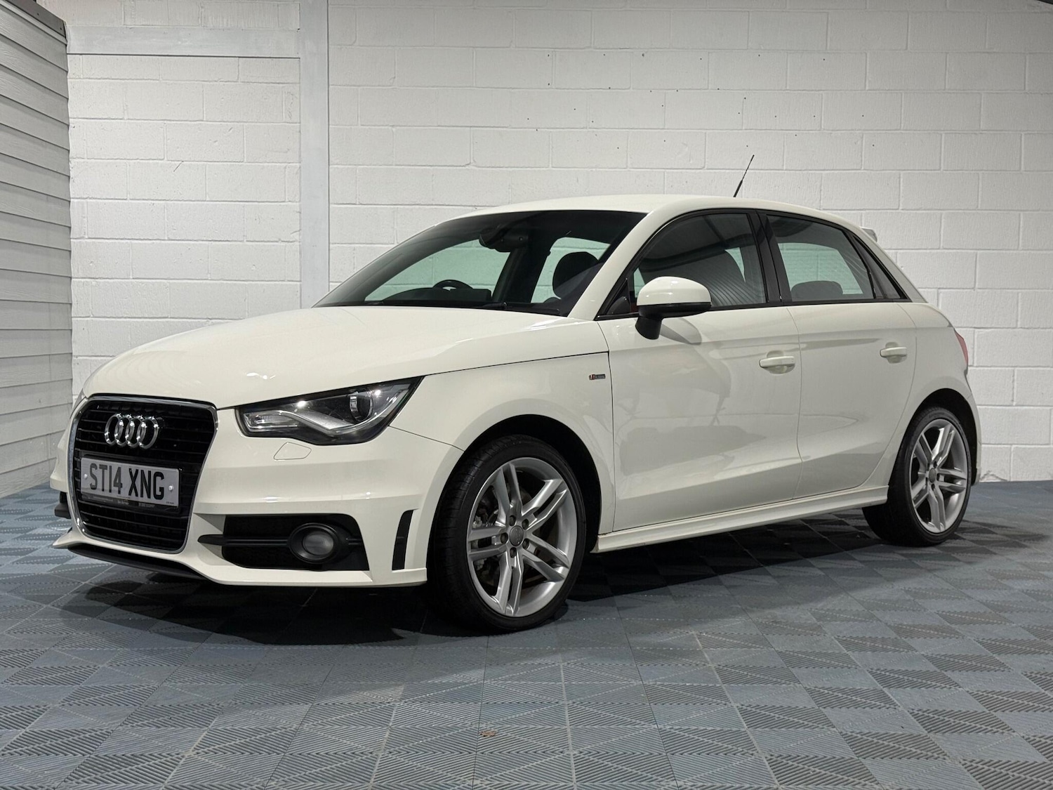 Used Audi A1 2014 for sale - 76899030: Photo 17