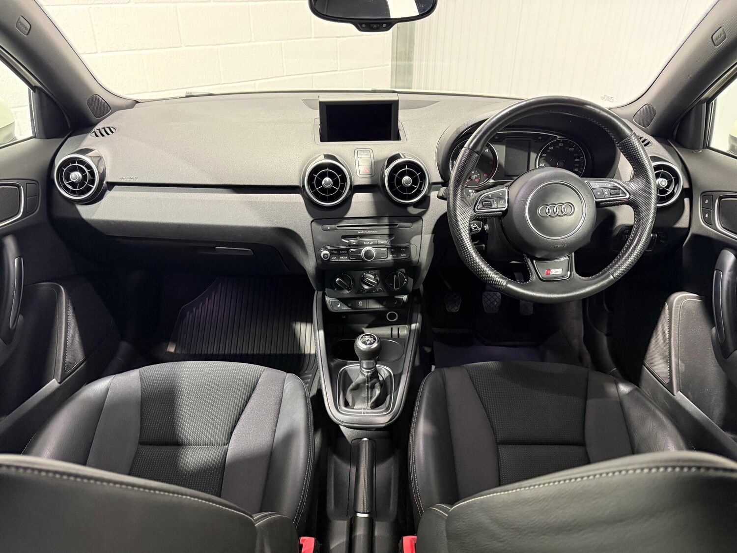 Used Audi A1 2014 for sale - 76899030: Photo 37