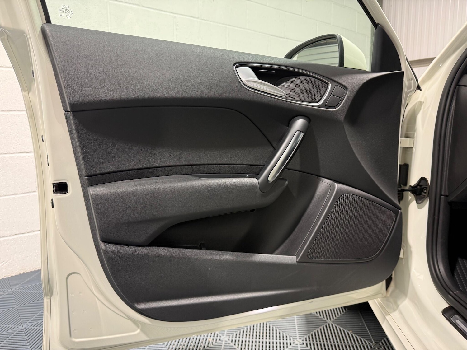 Used Audi A1 2014 for sale - 76899030: Photo 51