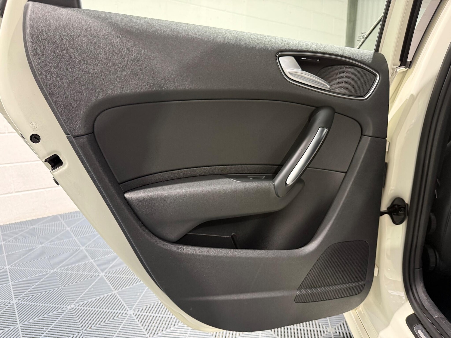 Used Audi A1 2014 for sale - 76899030: Photo 52