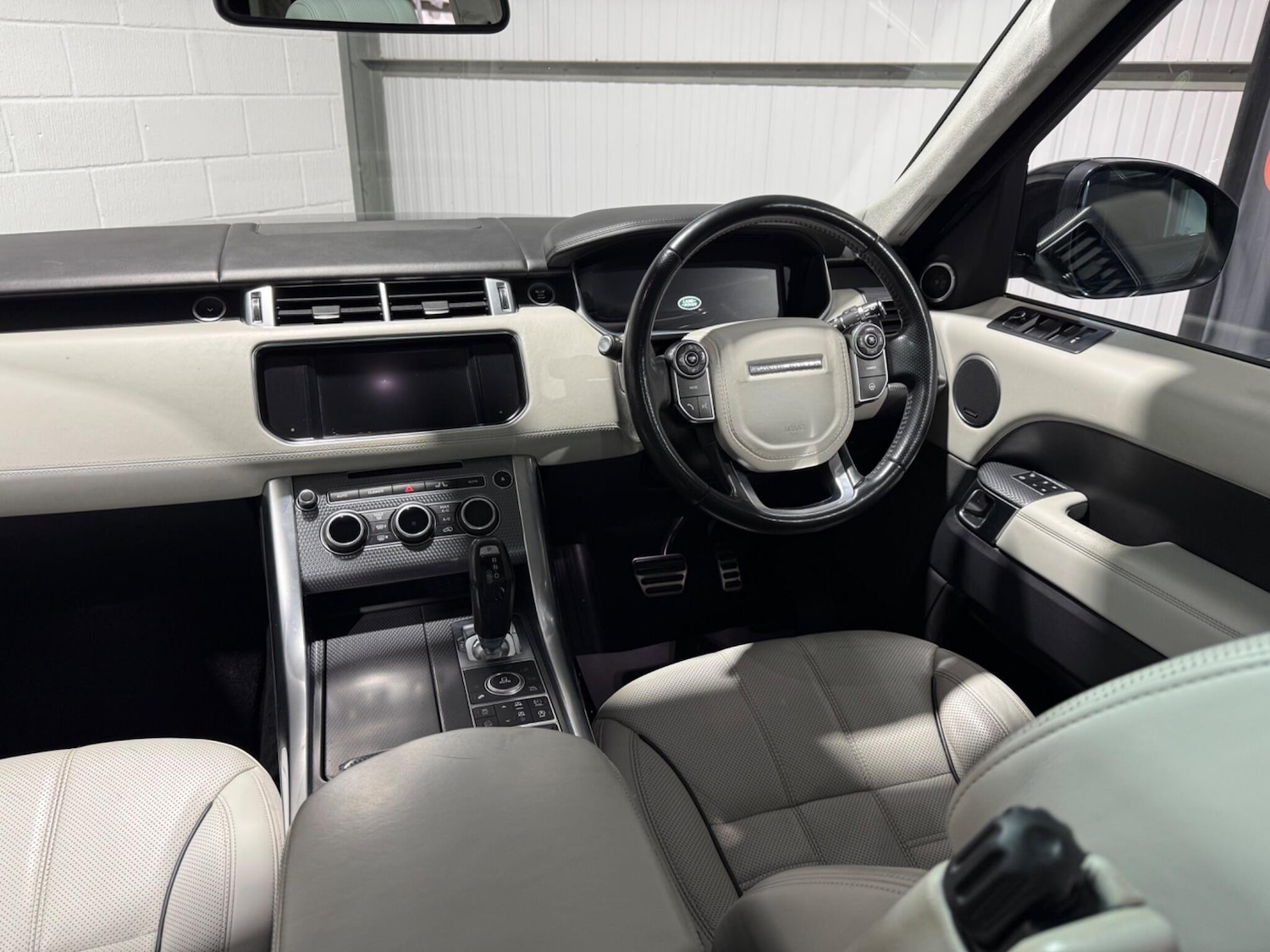 Used Land Rover Range Rover Sport for sale - 77290888: Photo 32