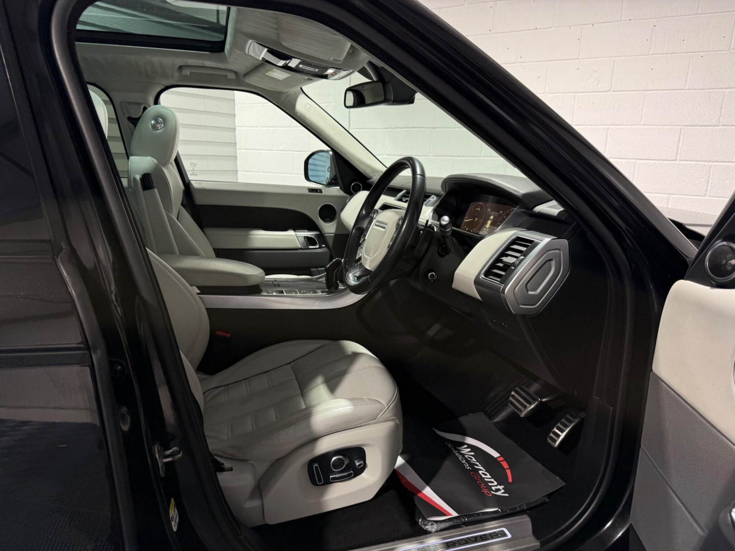 Used Land Rover Range Rover Sport for sale - 77290888: Photo 36