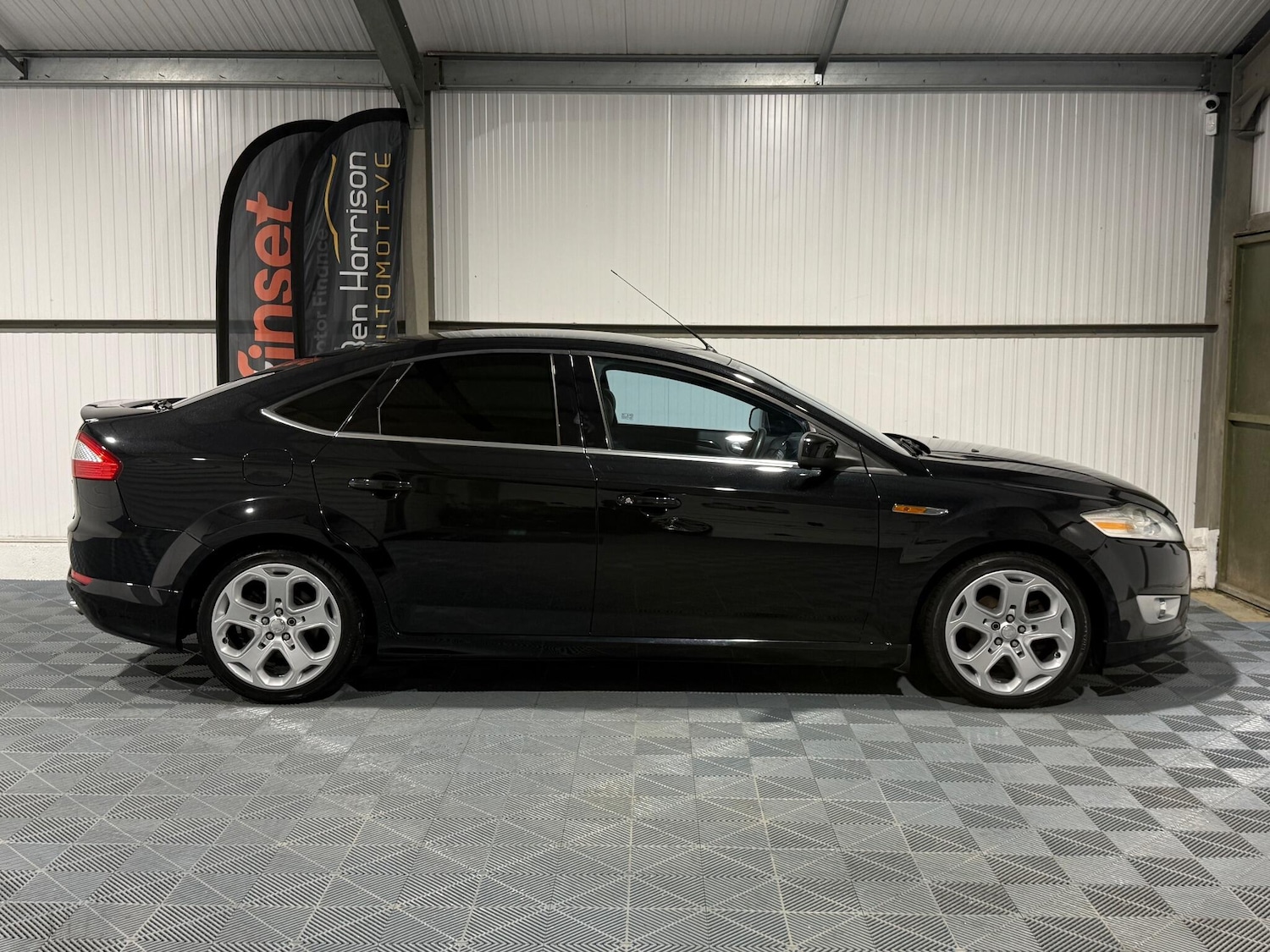 Used Ford Mondeo 2010 for sale - 77229975: Photo 23
