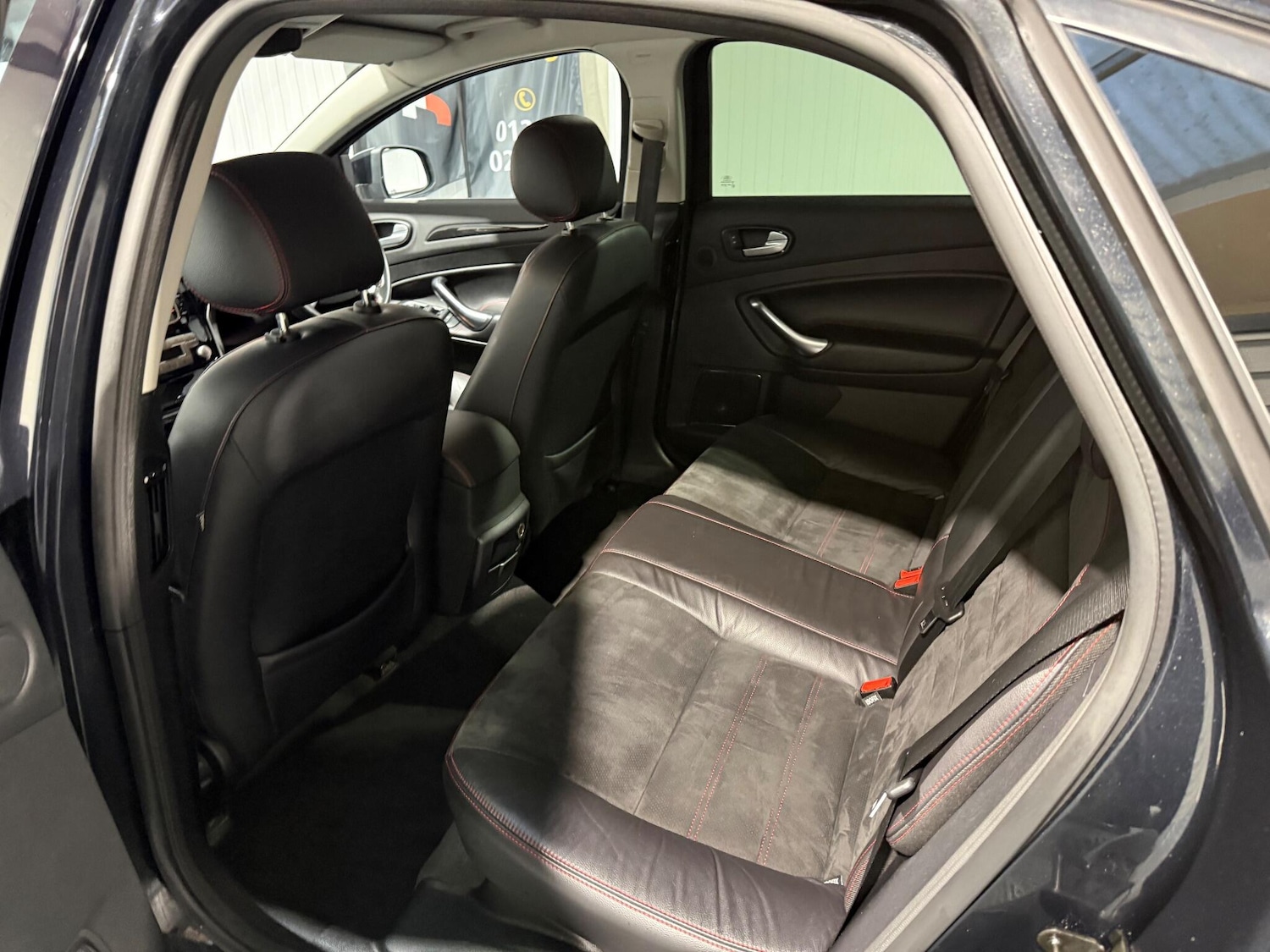 Used Ford Mondeo 2010 for sale - 77229975: Photo 36