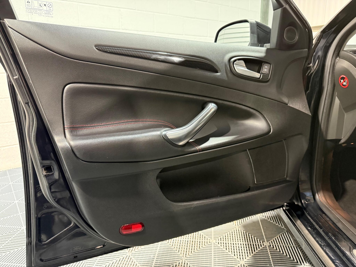 Used Ford Mondeo 2010 for sale - 77229975: Photo 42