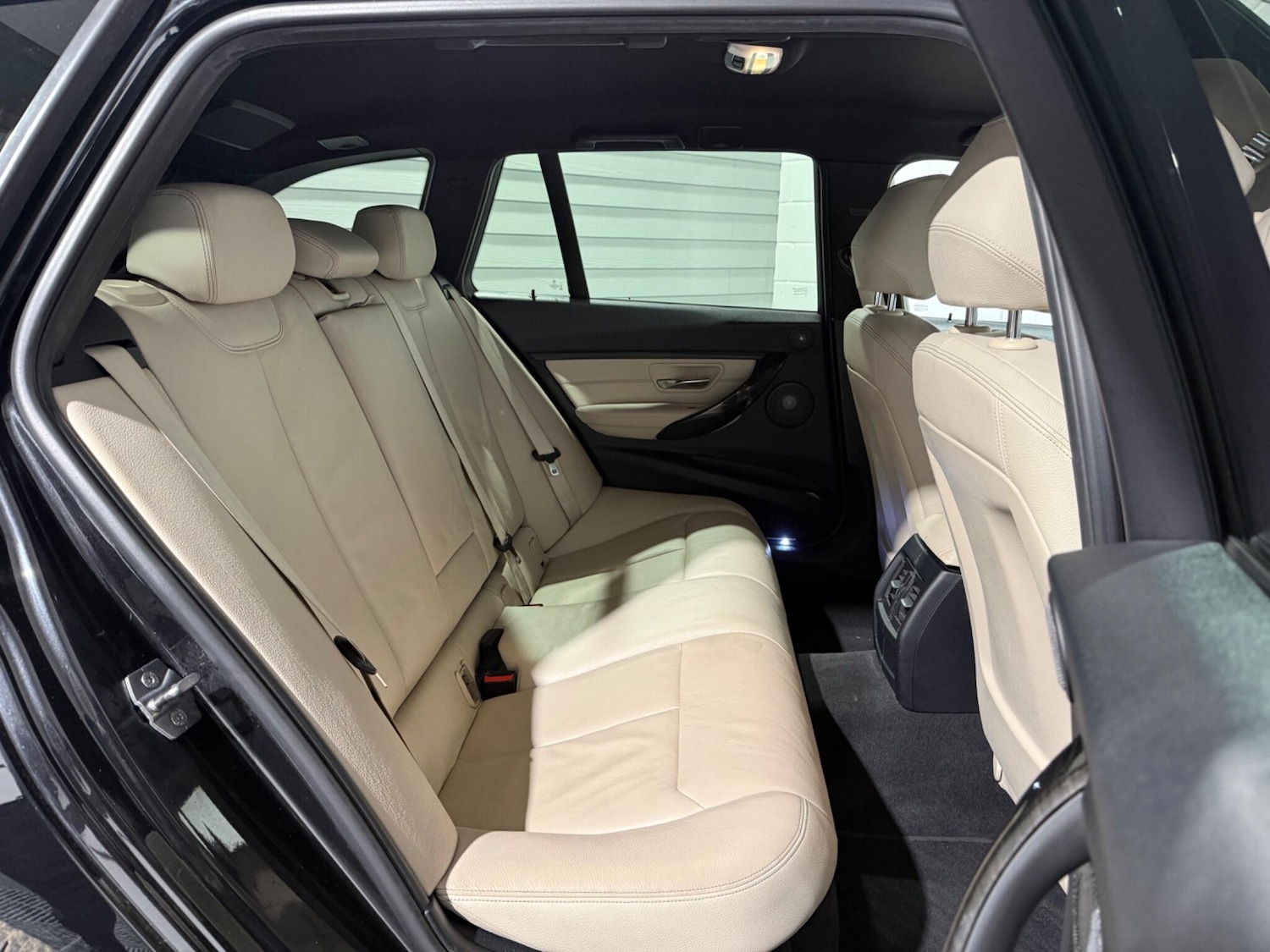 Used BMW 3 Series for sale - 77267721: Photo 45