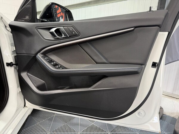 Used BMW 1 Series 2024 for sale - 76283355: Photo 51