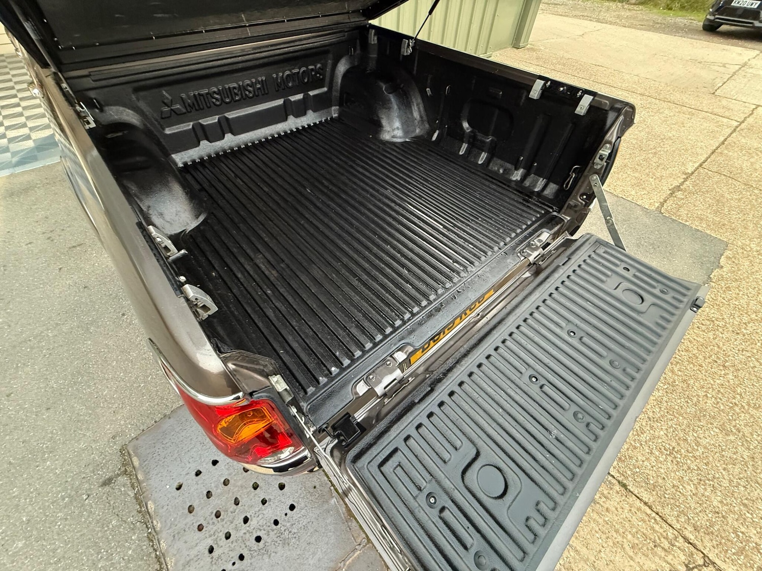 Used Mitsubishi L200 2015 for sale - 76398764: Photo 52