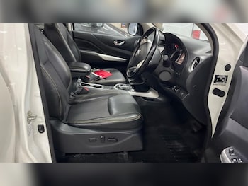 Used Nissan Navara 2018 for sale - 78205341: Photo