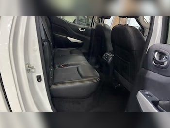 Used Nissan Navara 2018 for sale - 78205341: Photo