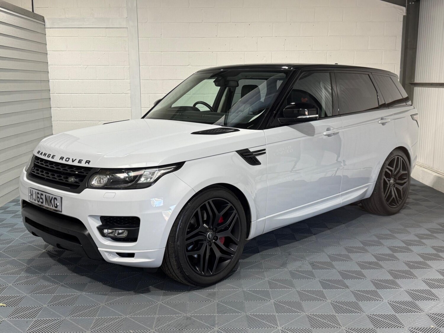 Used Land Rover Range Rover Sport 2015 for sale - 76371077: Photo 12