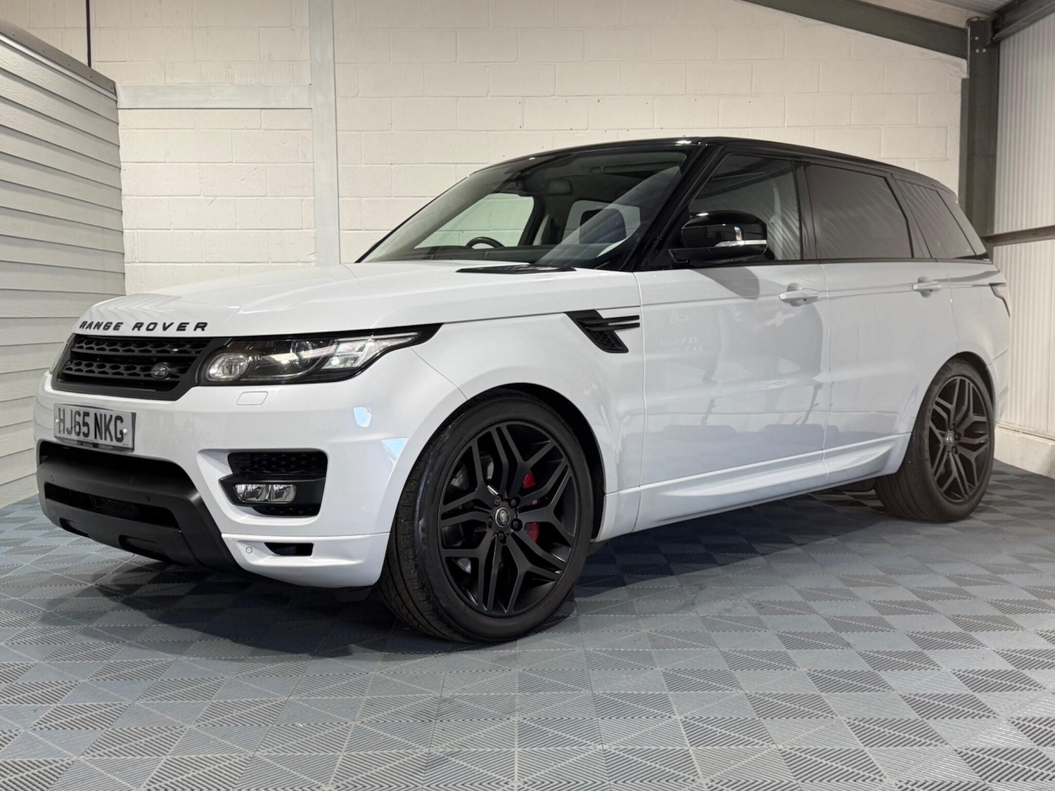 Used Land Rover Range Rover Sport 2015 for sale - 76371077: Photo 13