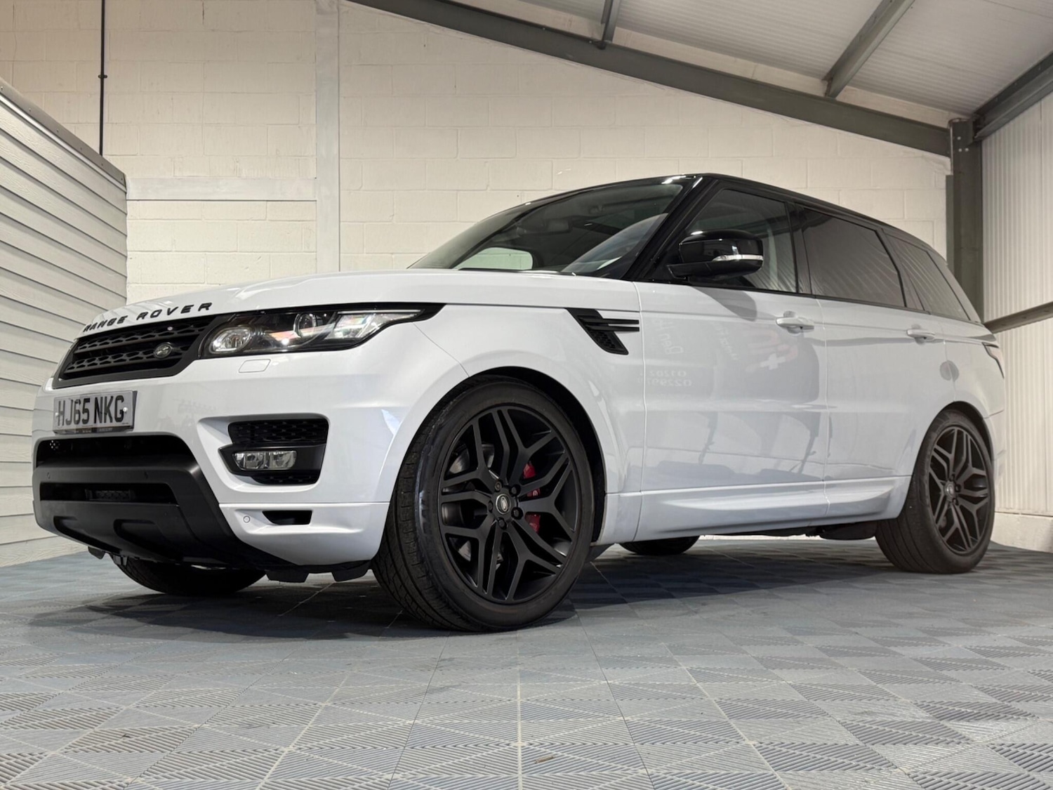 Used Land Rover Range Rover Sport 2015 for sale - 76371077: Photo 14