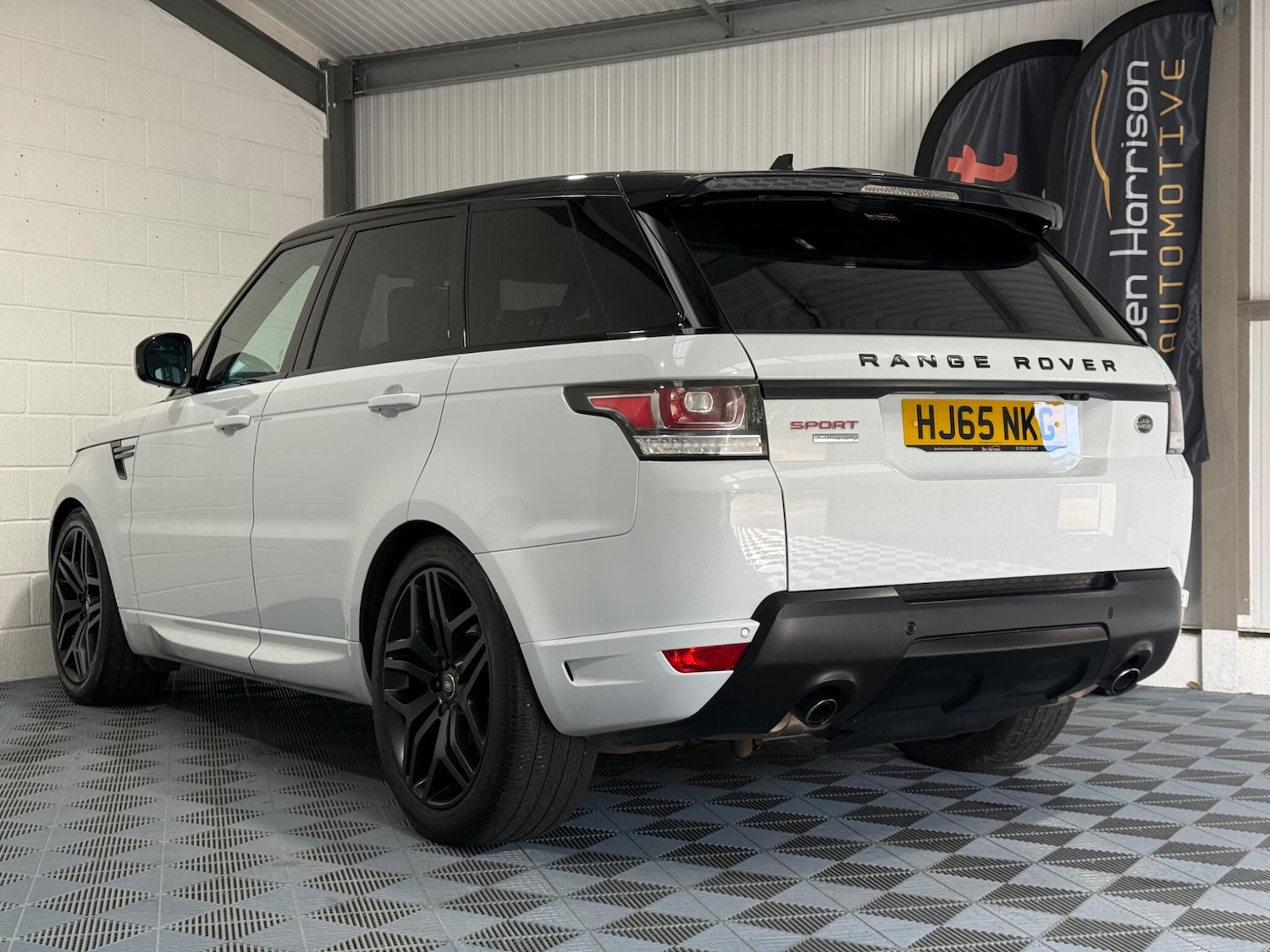 Used Land Rover Range Rover Sport 2015 for sale - 76371077: Photo 15