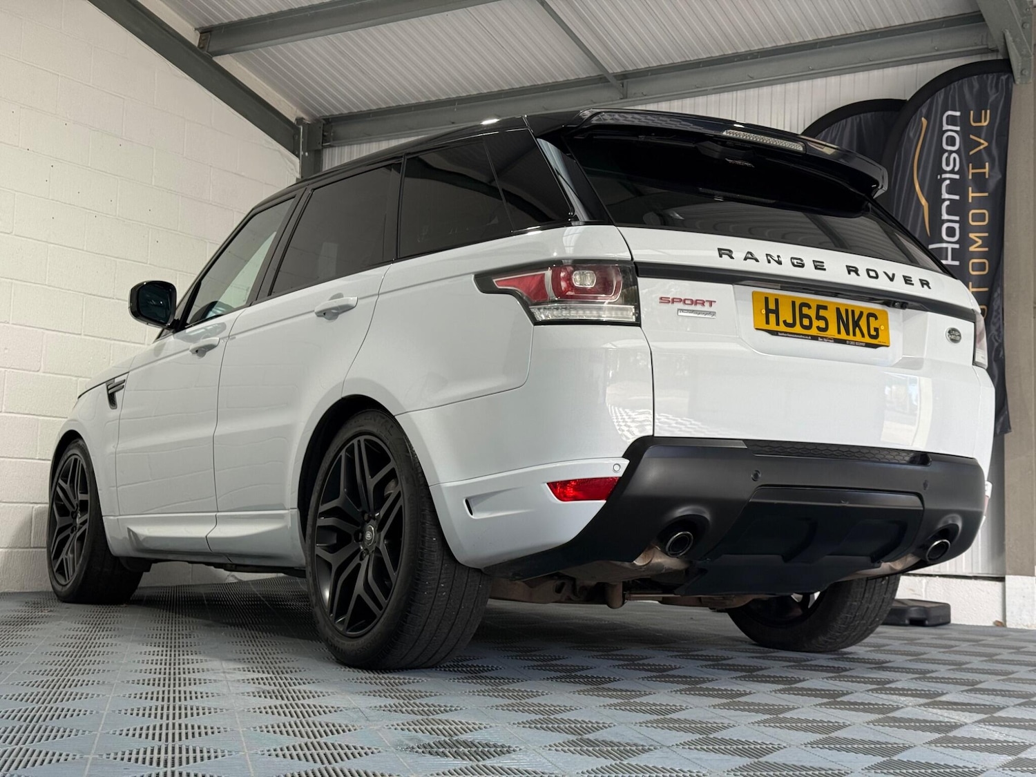 Used Land Rover Range Rover Sport 2015 for sale - 76371077: Photo 17