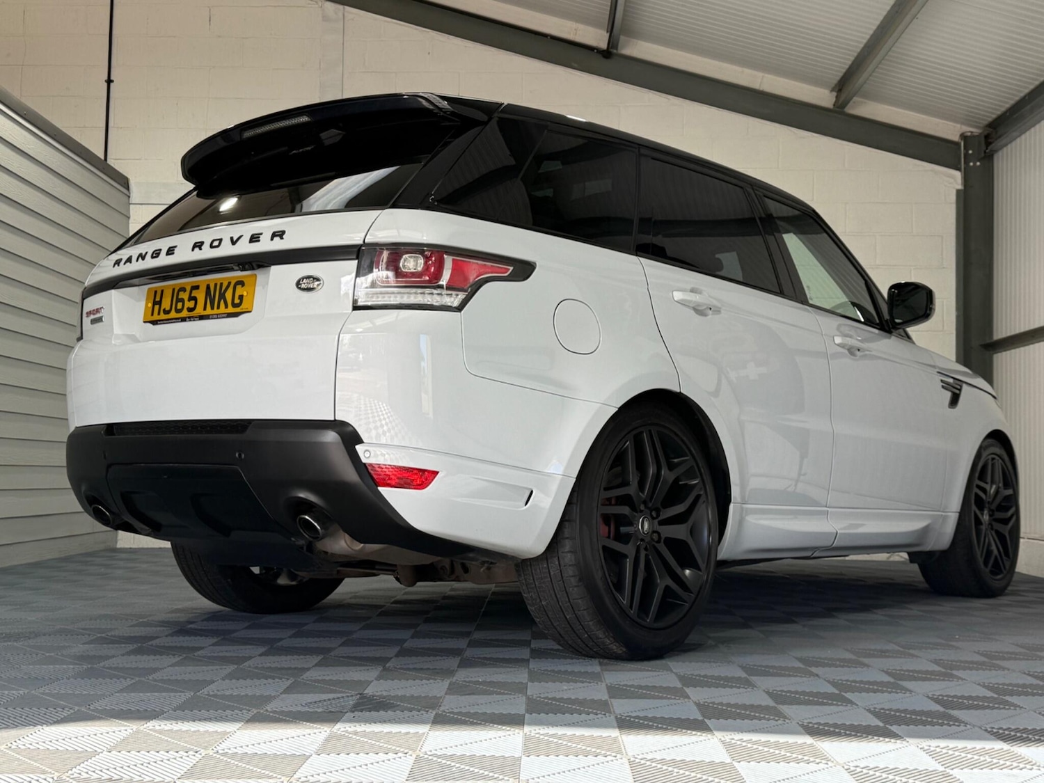Used Land Rover Range Rover Sport 2015 for sale - 76371077: Photo 26
