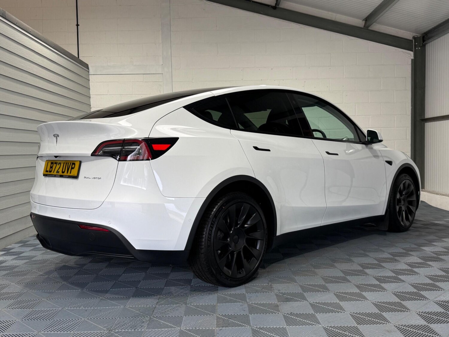 Used Tesla Model Y 2022 for sale - 77550613: Photo 32