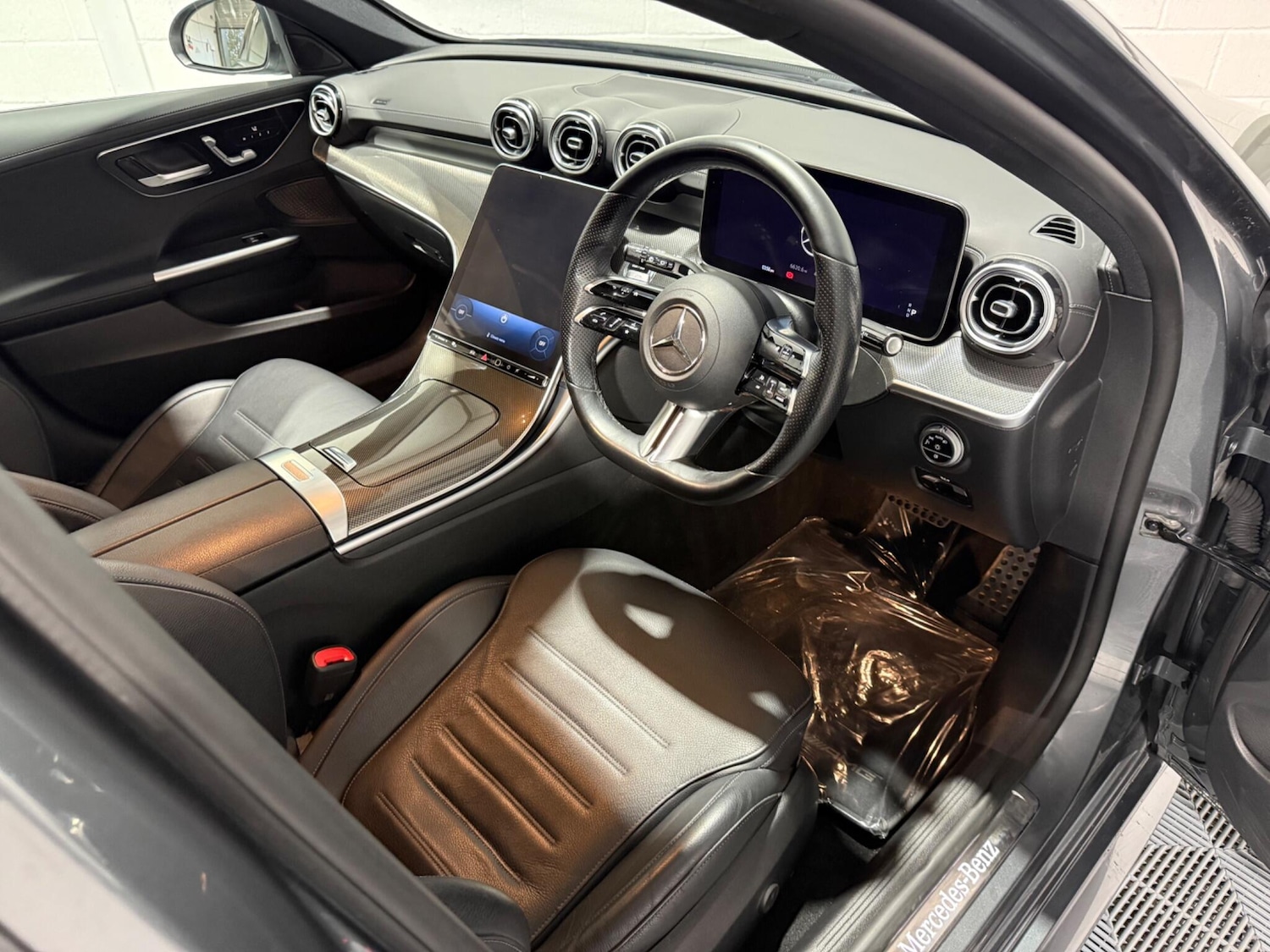 Used Mercedes-Benz C Class 2022 for sale - 76561271: Photo 2