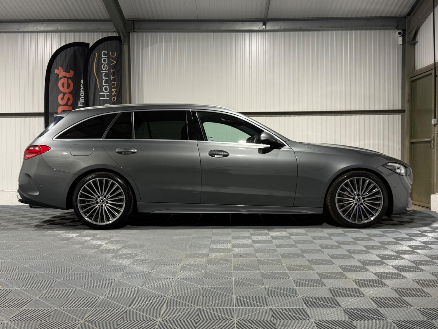 Used Mercedes-Benz C Class 2022 for sale - 76561271: Photo 32