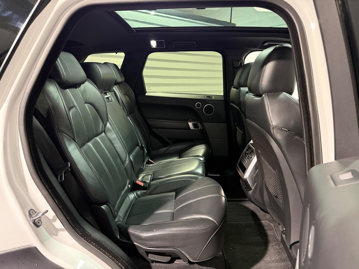 Used Land Rover Range Rover Sport 2015 for sale - 77144563: Photo 44