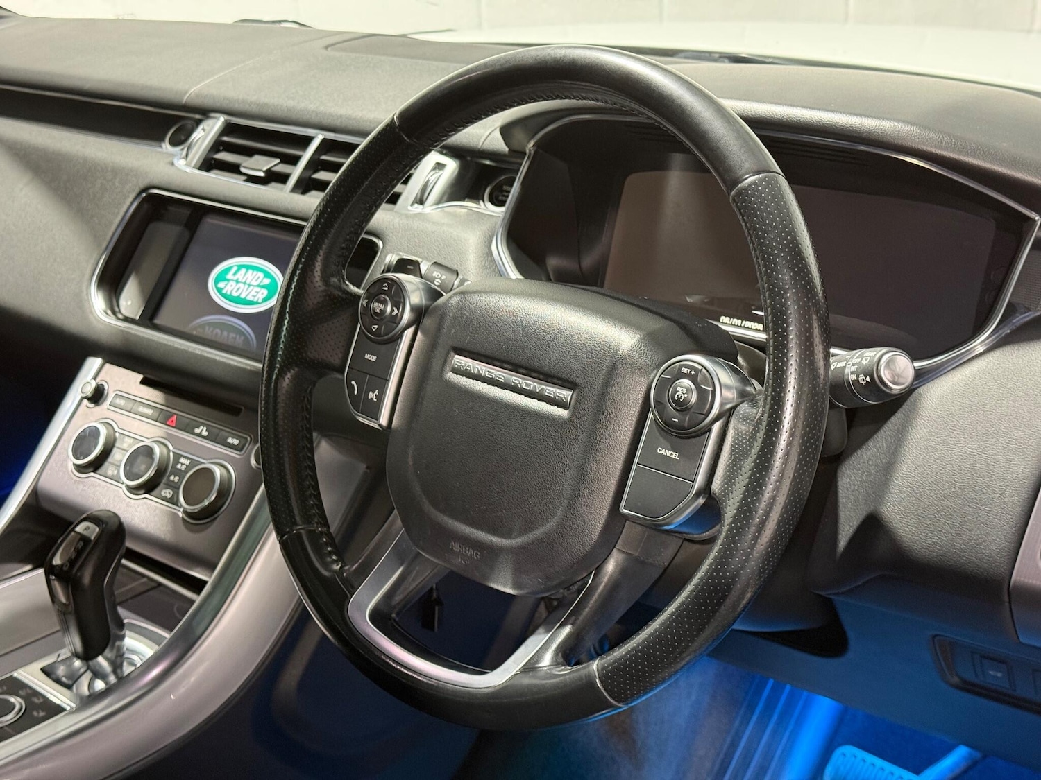 Used Land Rover Range Rover Sport 2015 for sale - 77144563: Photo 61