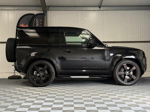 Used Land Rover Defender 90 2022 for sale - 75563675: Photo 27
