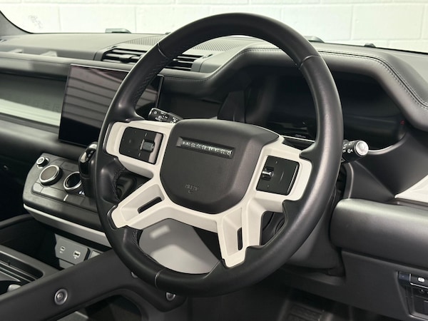 Used Land Rover Defender 90 2022 for sale - 75563675: Photo 53