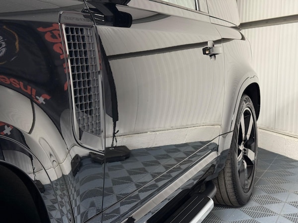 Used Land Rover Defender 90 2022 for sale - 75563675: Photo 68