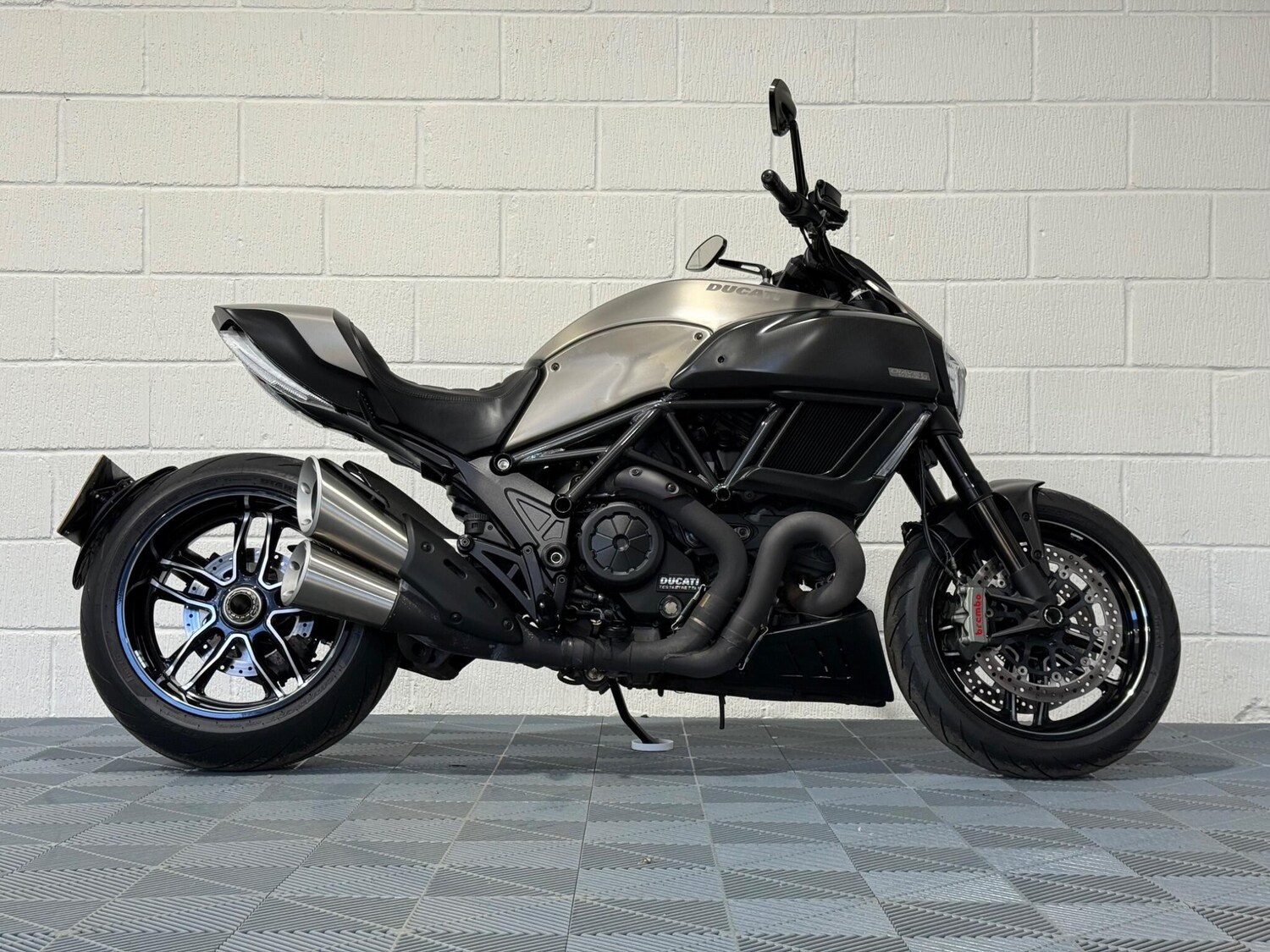 Ducati Diavel