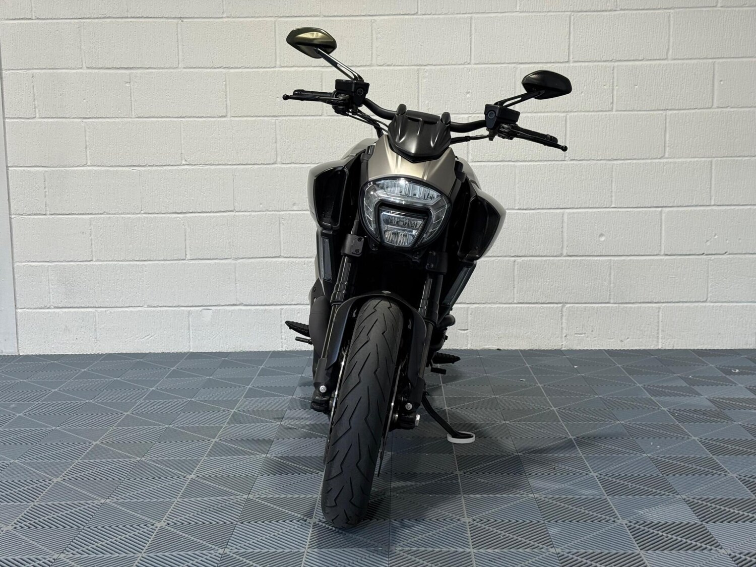 Ducati Diavel