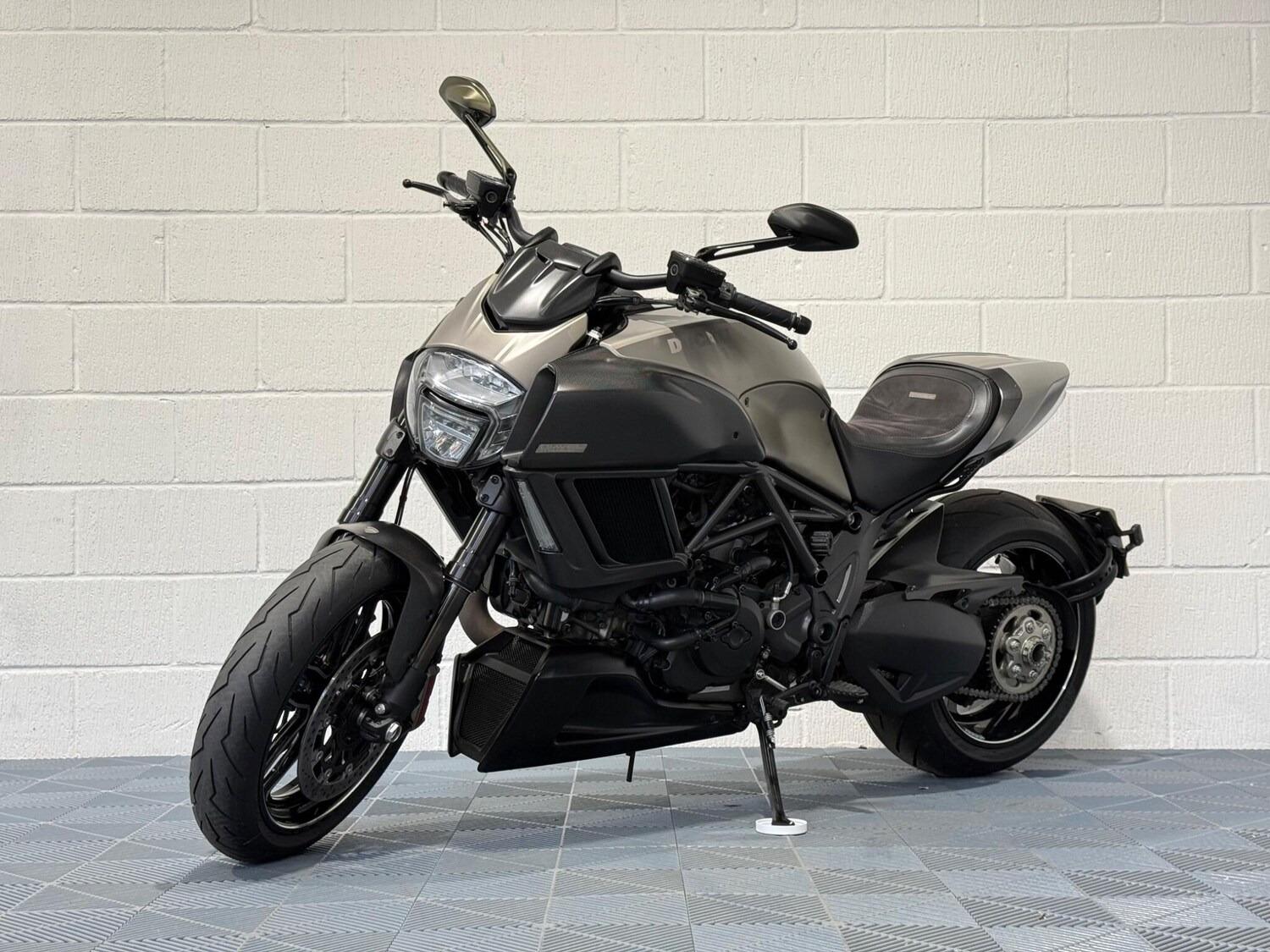 Ducati Diavel