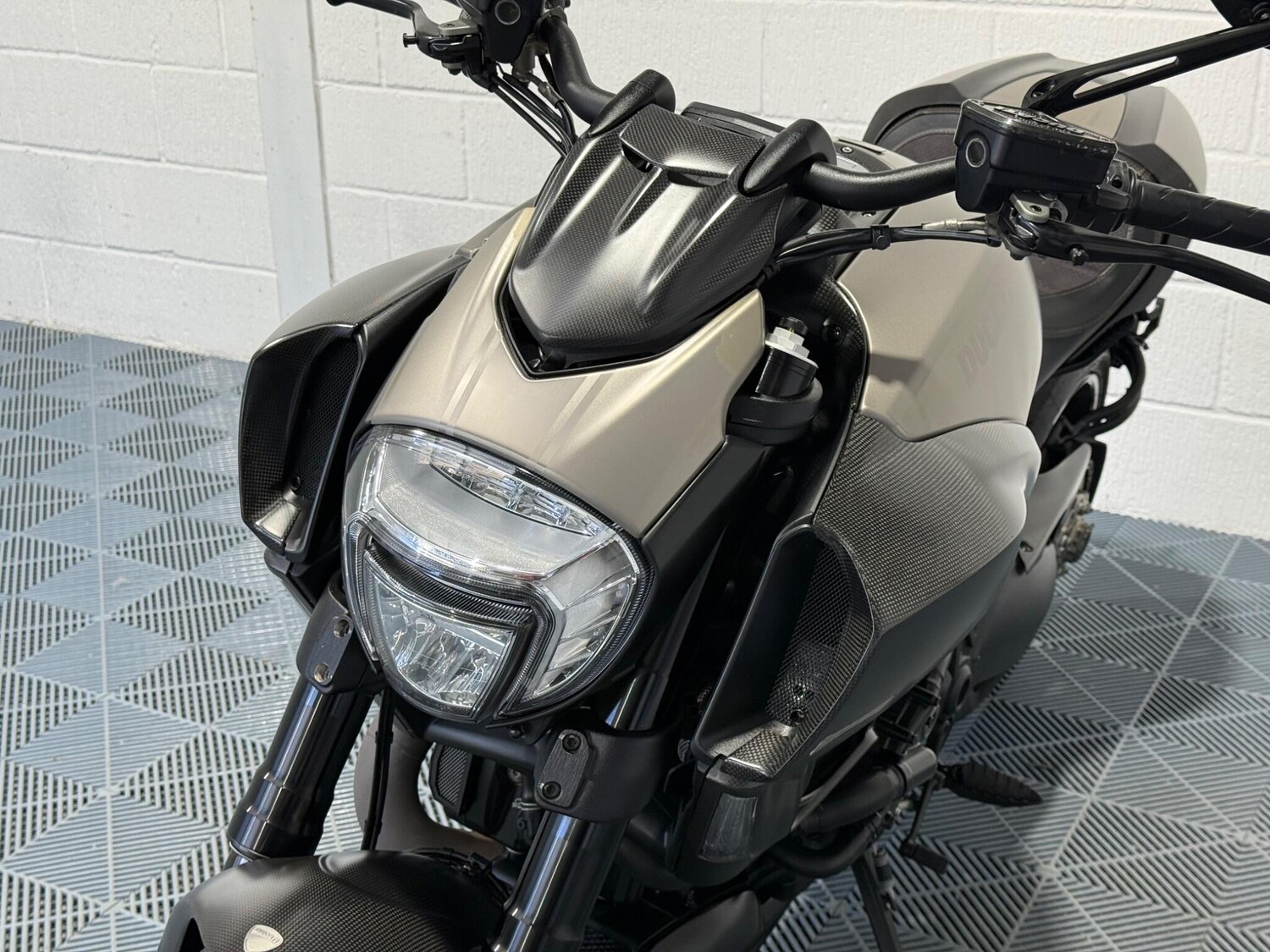 Ducati Diavel
