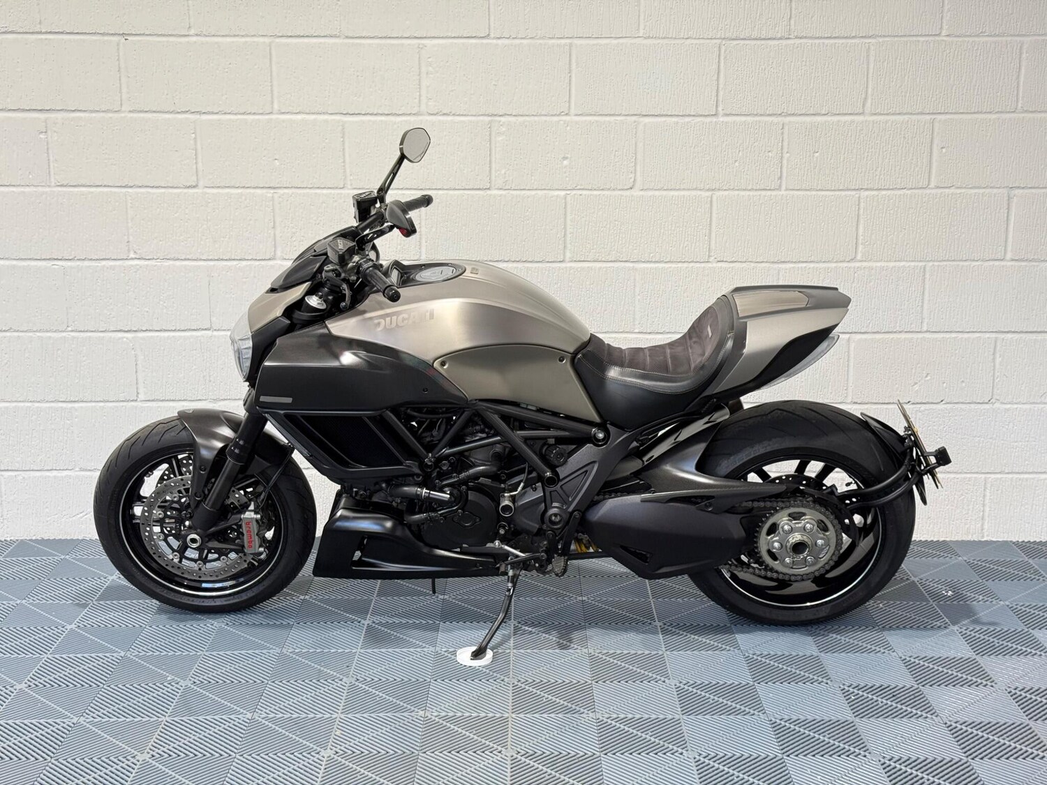 Ducati Diavel