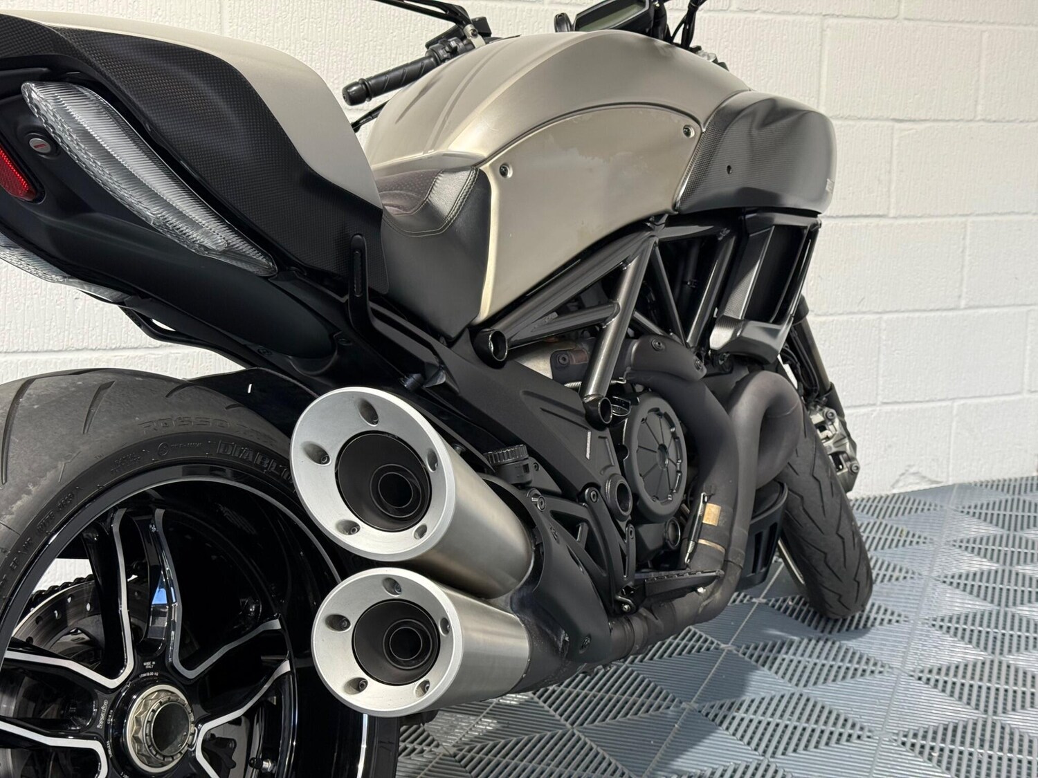 Ducati Diavel